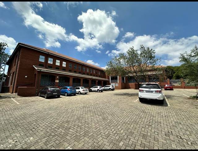 BUSINESS PROPERTY TO RENT IN MONUMENT PARK EXT